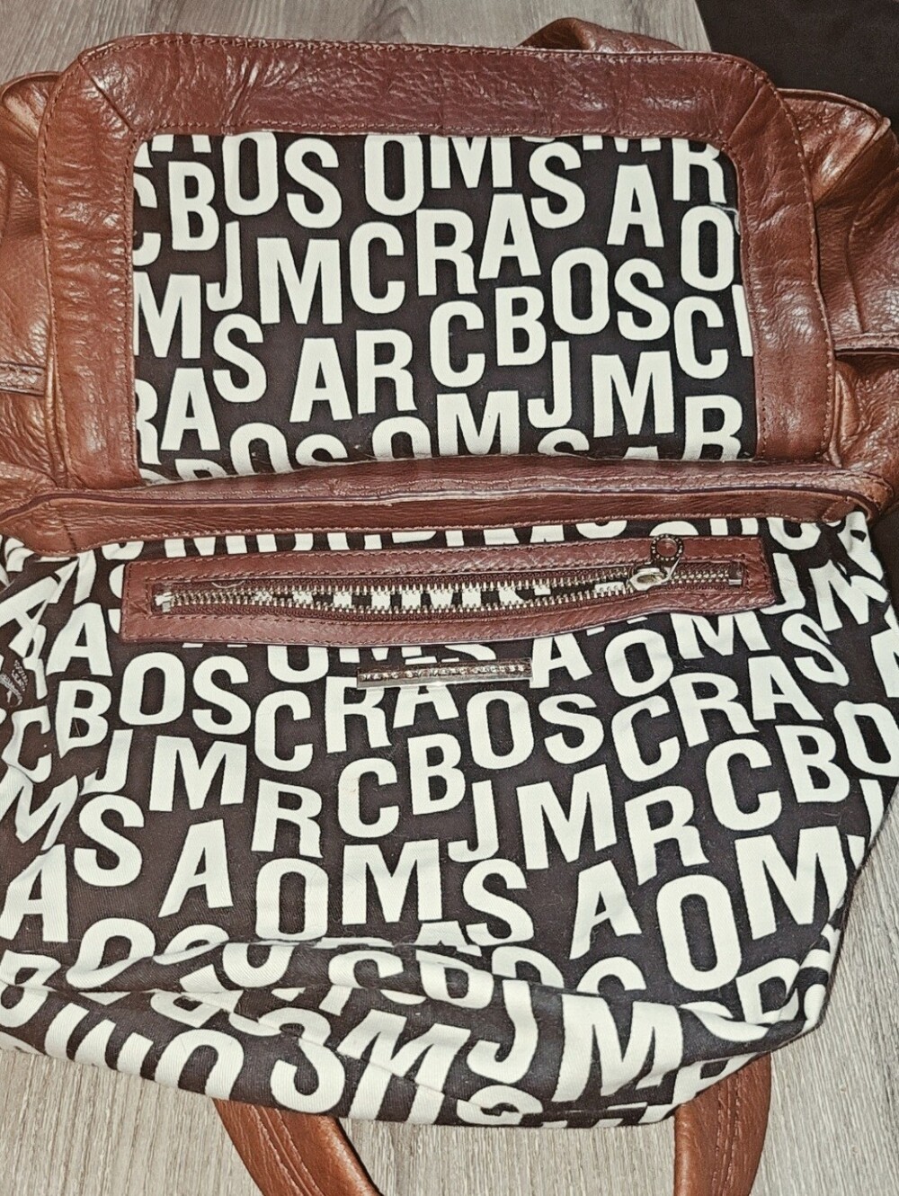Vintage Marc by Marc Jacobs Totally Turnlock Quinn Satchel Brown Leather Bag - Picture 14 of 16